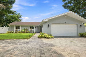 Front Exterior34