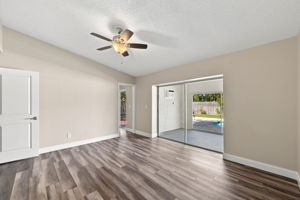 Primary Bedroom20b