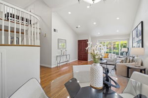 020_F8_32760 Orick St
