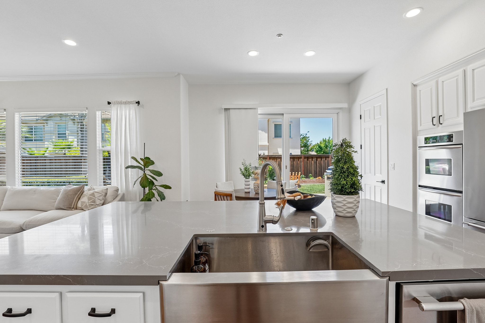 Cranbrook Pl-S2506-019.jpg
