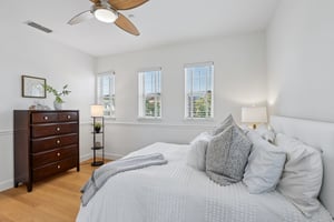 Cranbrook Pl-S2506-027.jpg