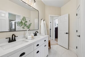 Cranbrook Pl-S2506-028.jpg