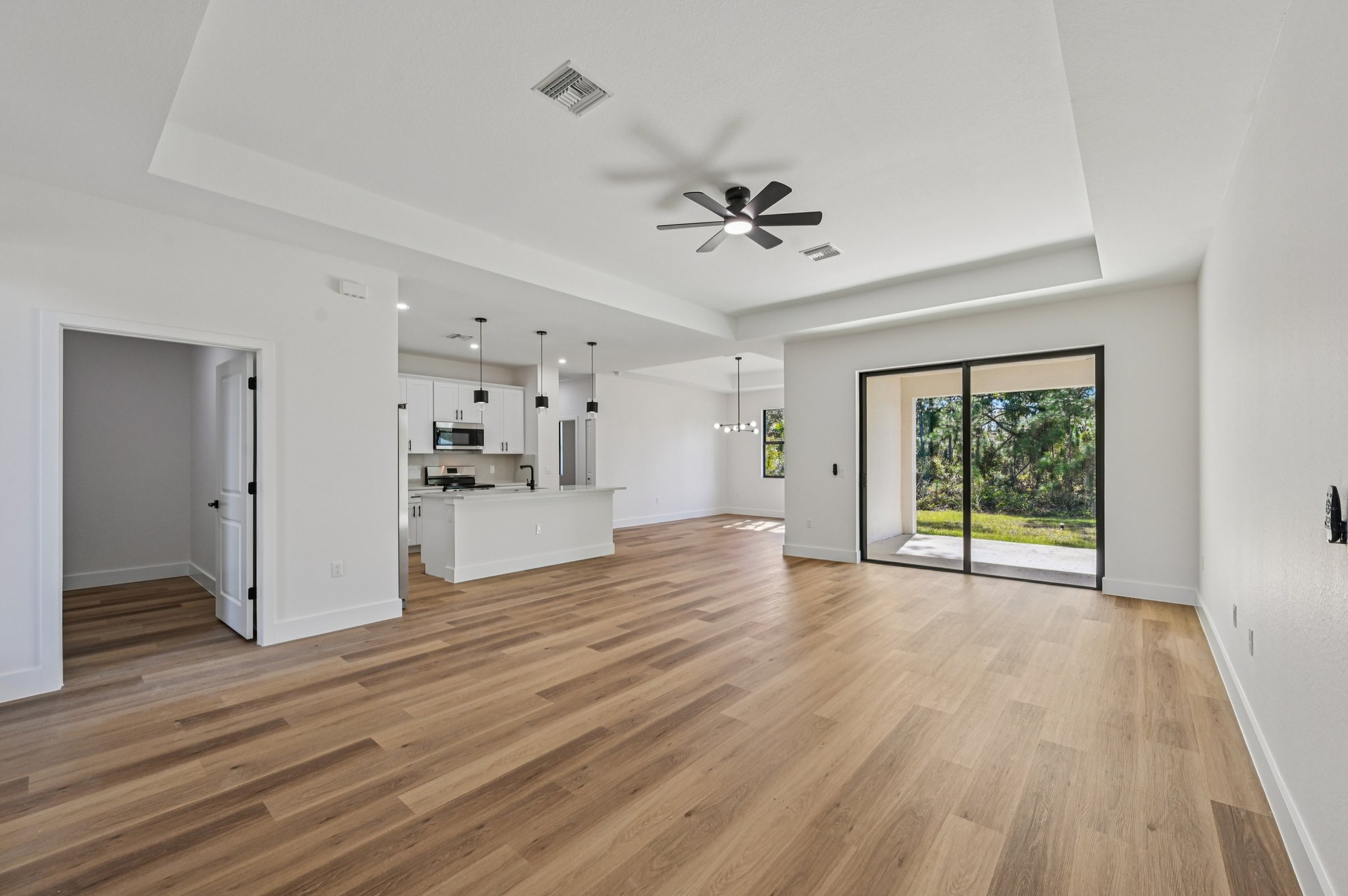 Janaro Rd-S1511-007.jpg
