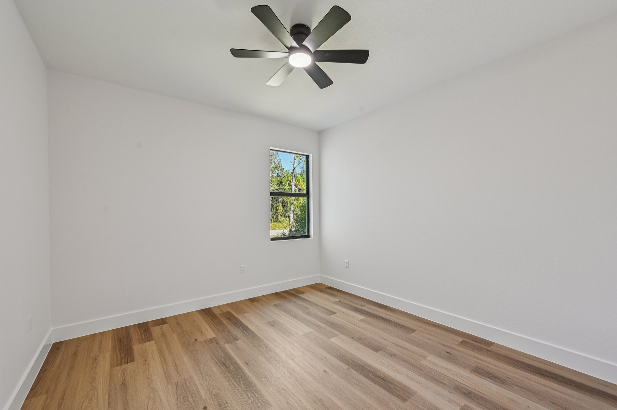 Janaro Rd-S1511-023.jpg