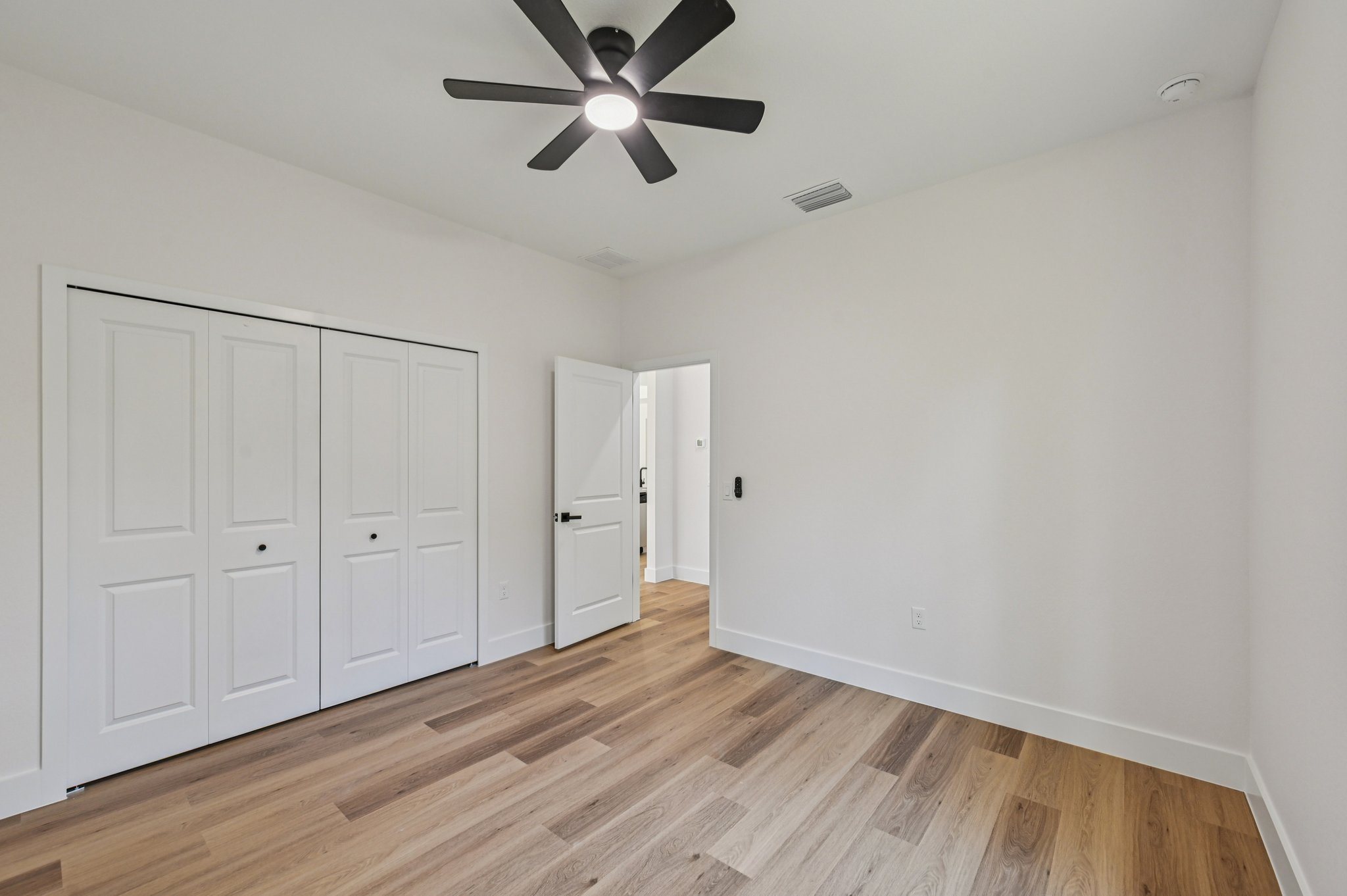 Janaro Rd-S1511-027.jpg