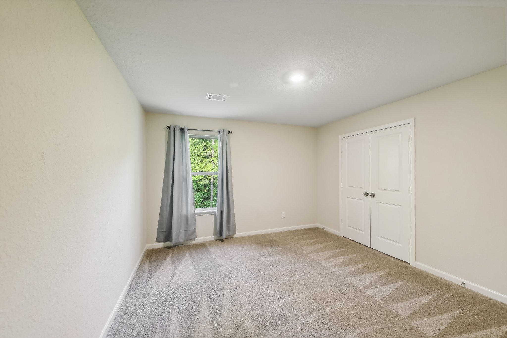 Augusta Woods Dr-020.jpg