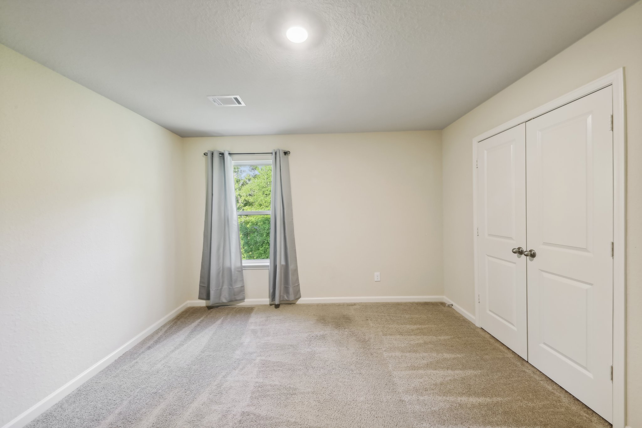 Augusta Woods Dr-021.jpg