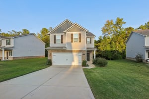 Augusta Woods Dr-001.jpg