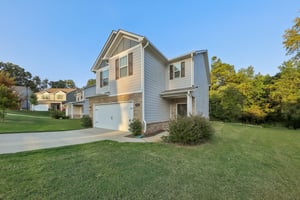 Augusta Woods Dr-002.jpg