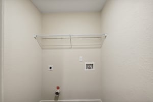Augusta Woods Dr-017.jpg