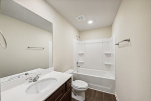 Augusta Woods Dr-023.jpg
