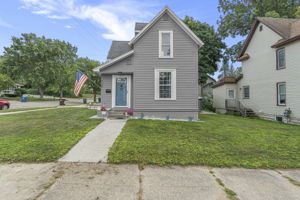  Photo 43