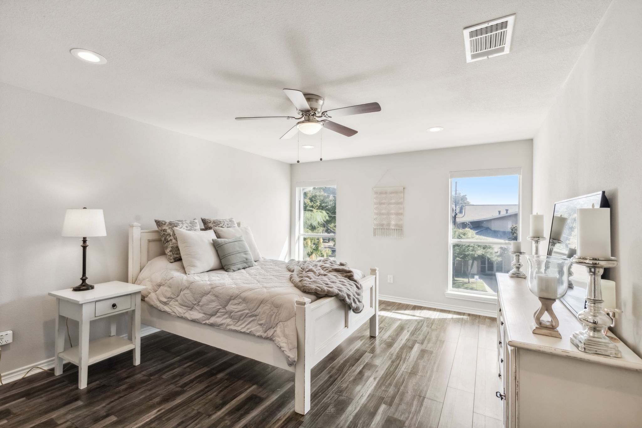 328Kahala_024