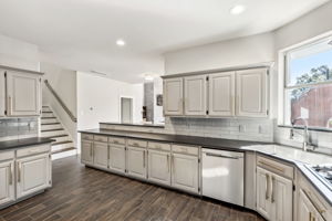 328Kahala_010