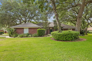 Welcome to 328 Lolly Ln