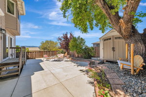 045_328 Midvale Ave