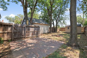  Photo 23