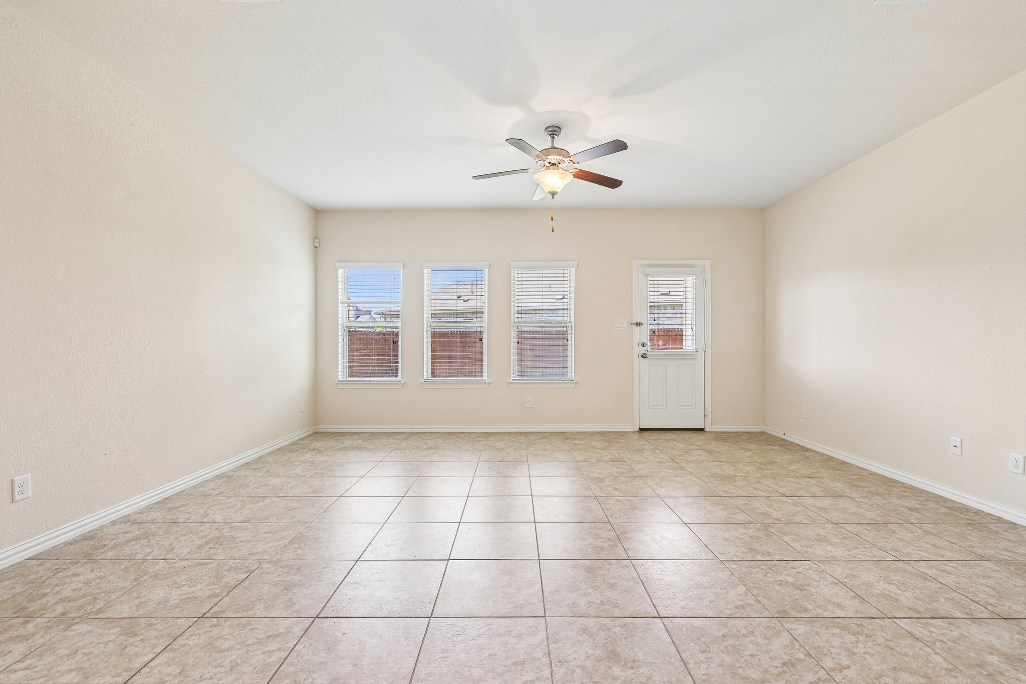 Shale Cir-S1305-006.jpg