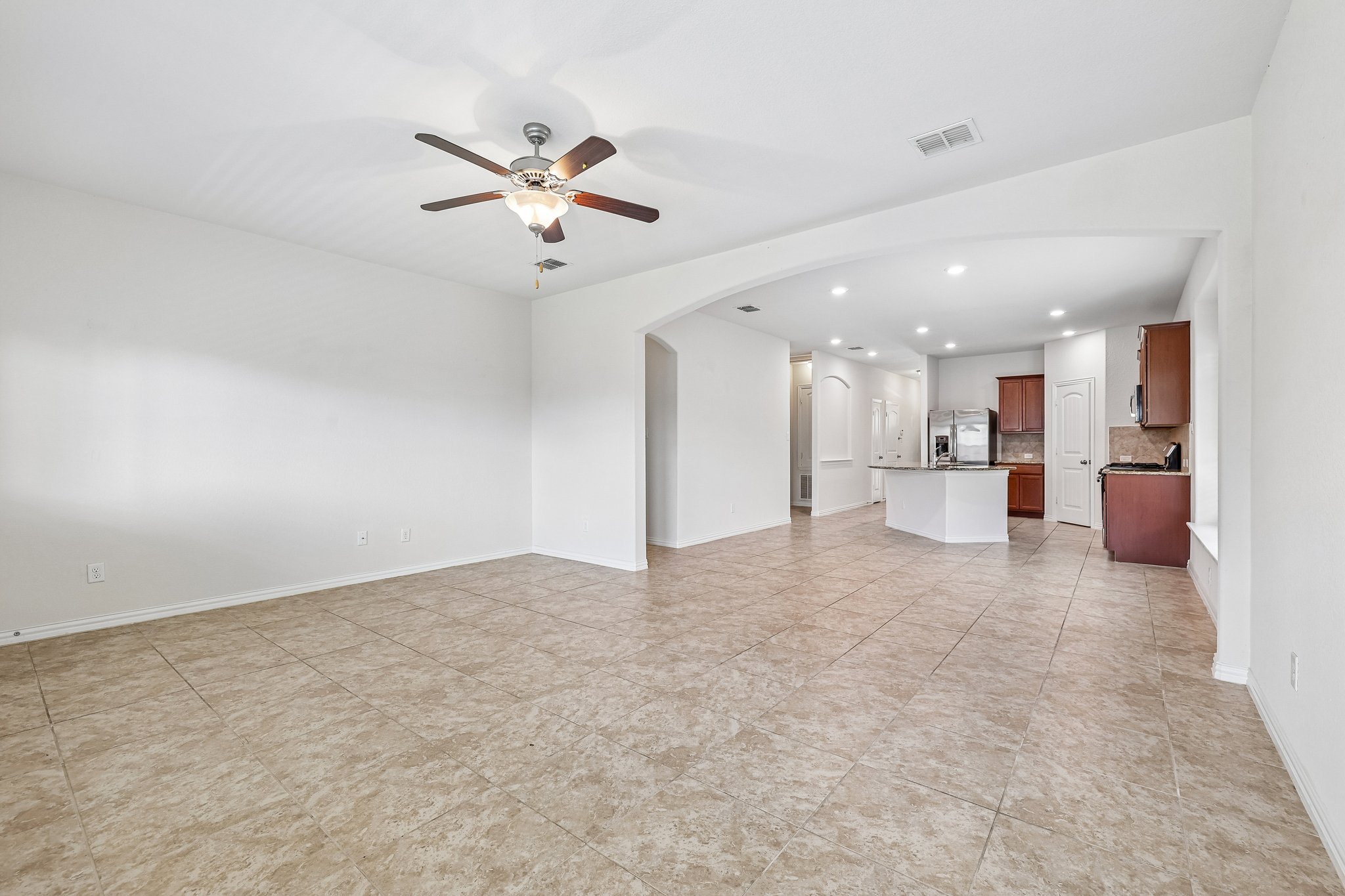 Shale Cir-S1305-009.jpg