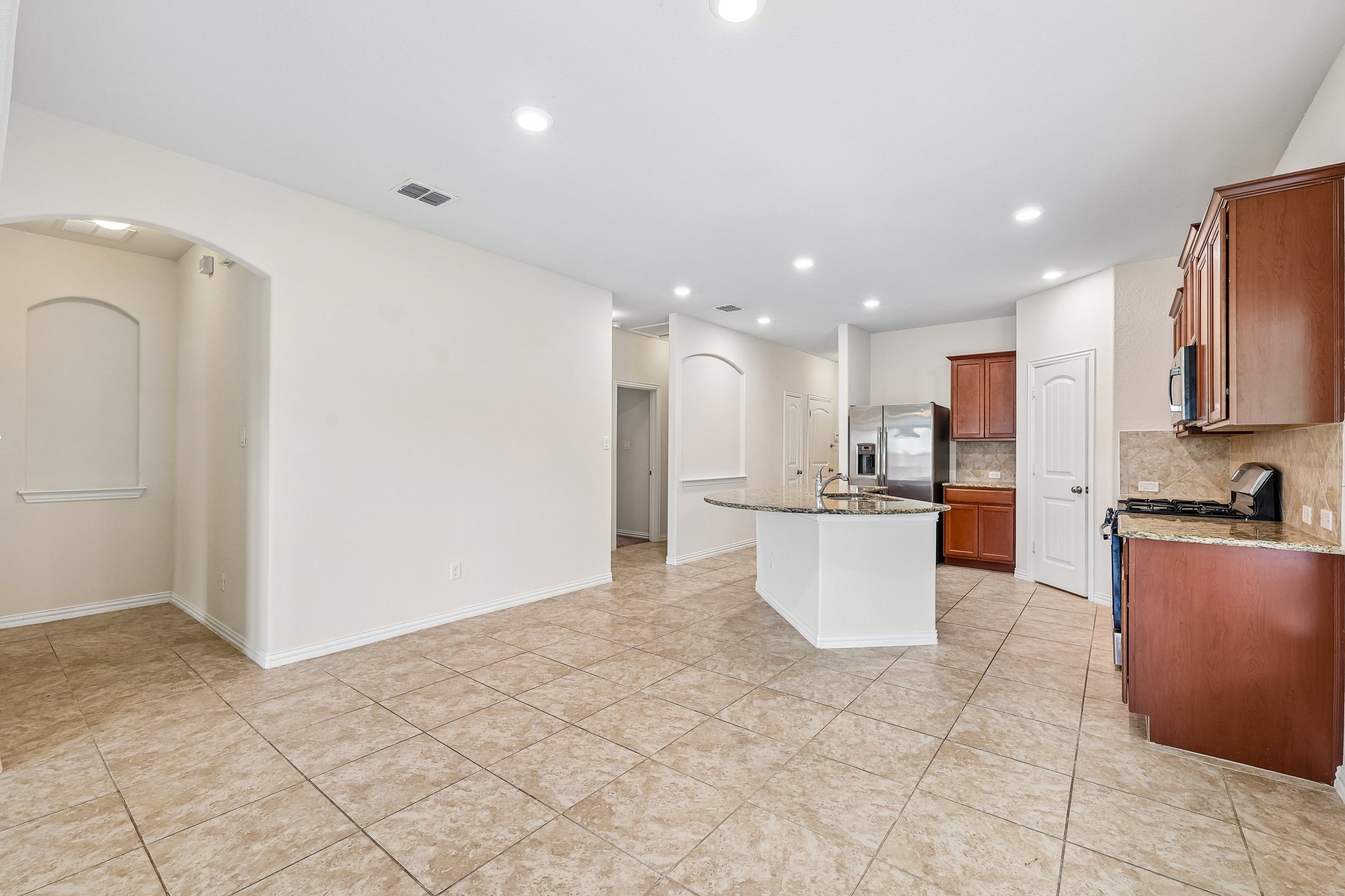 Shale Cir-S1305-011.jpg
