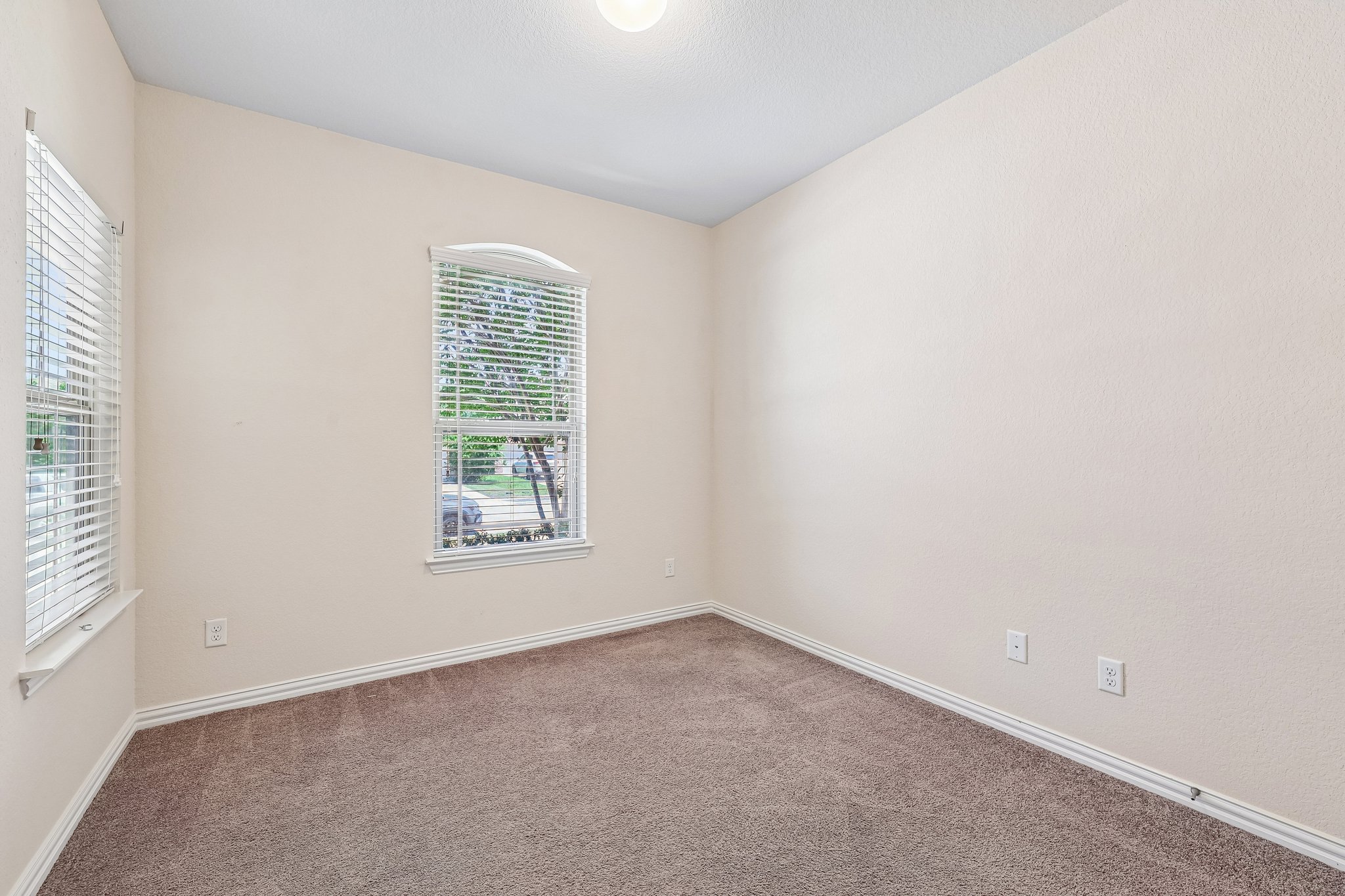 Shale Cir-S1305-030.jpg