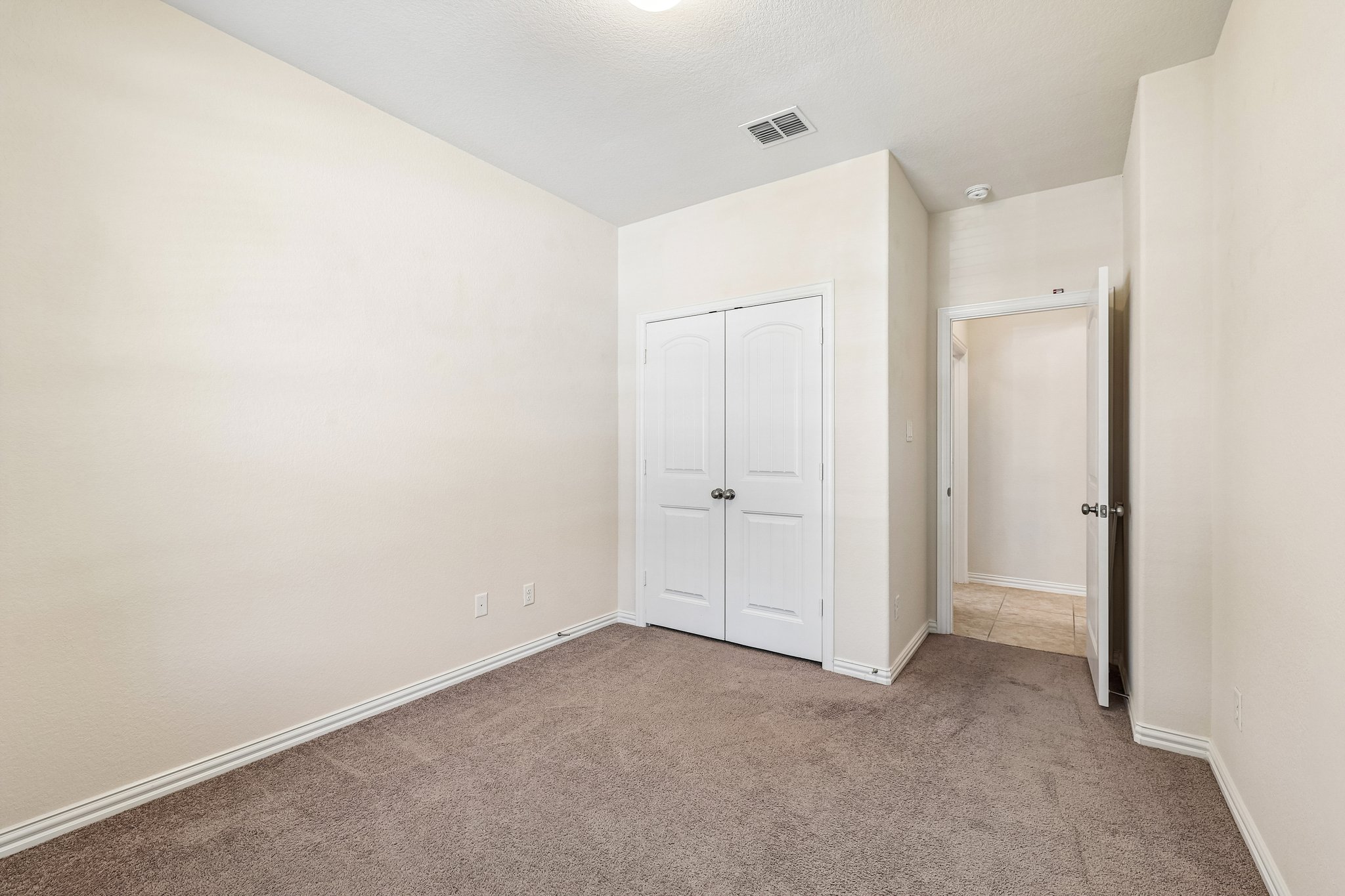 Shale Cir-S1305-031.jpg