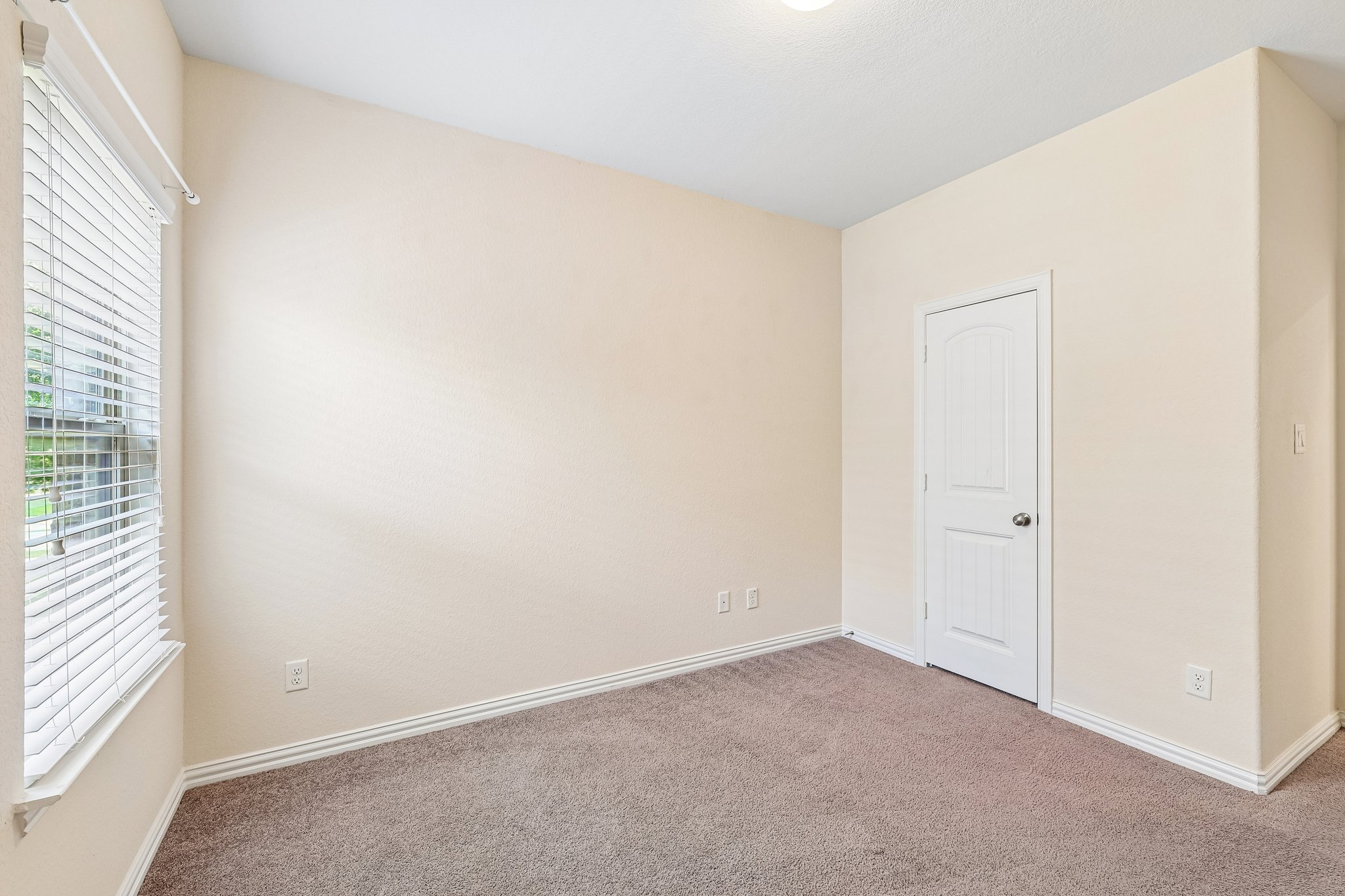 Shale Cir-S1305-036.jpg
