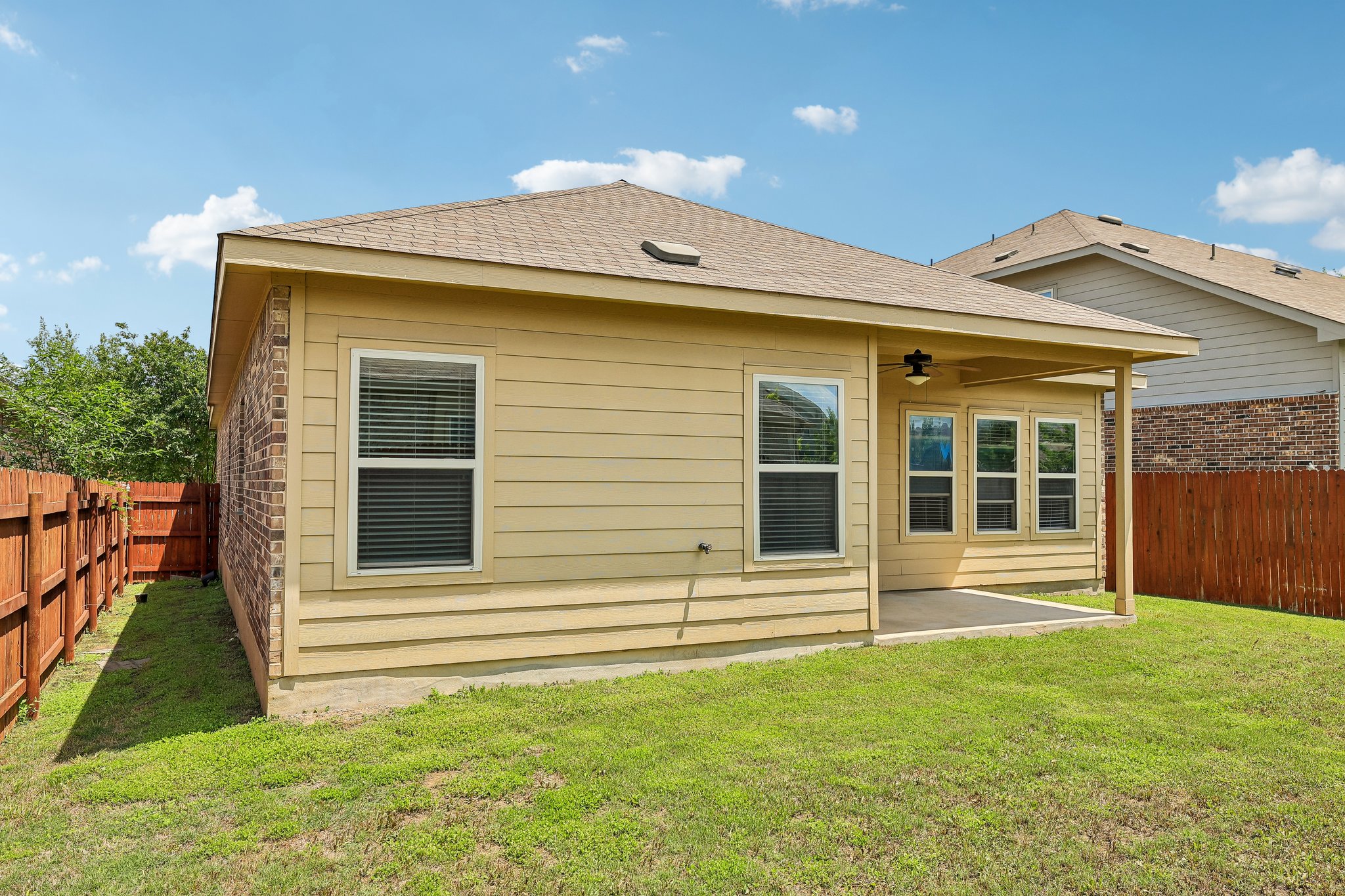 Shale Cir-S1305-041.jpg