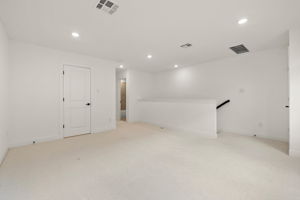  Photo 34