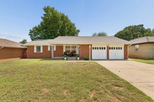 328 Tullahoma Dr_001.jpg