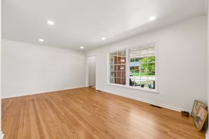 328 Tullahoma Dr_010.jpg