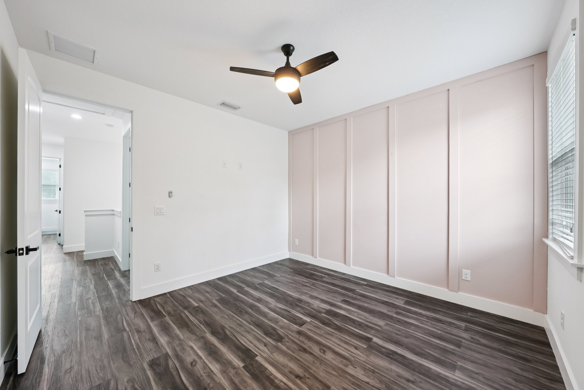 W Frierson Ave-S0908-046.jpg