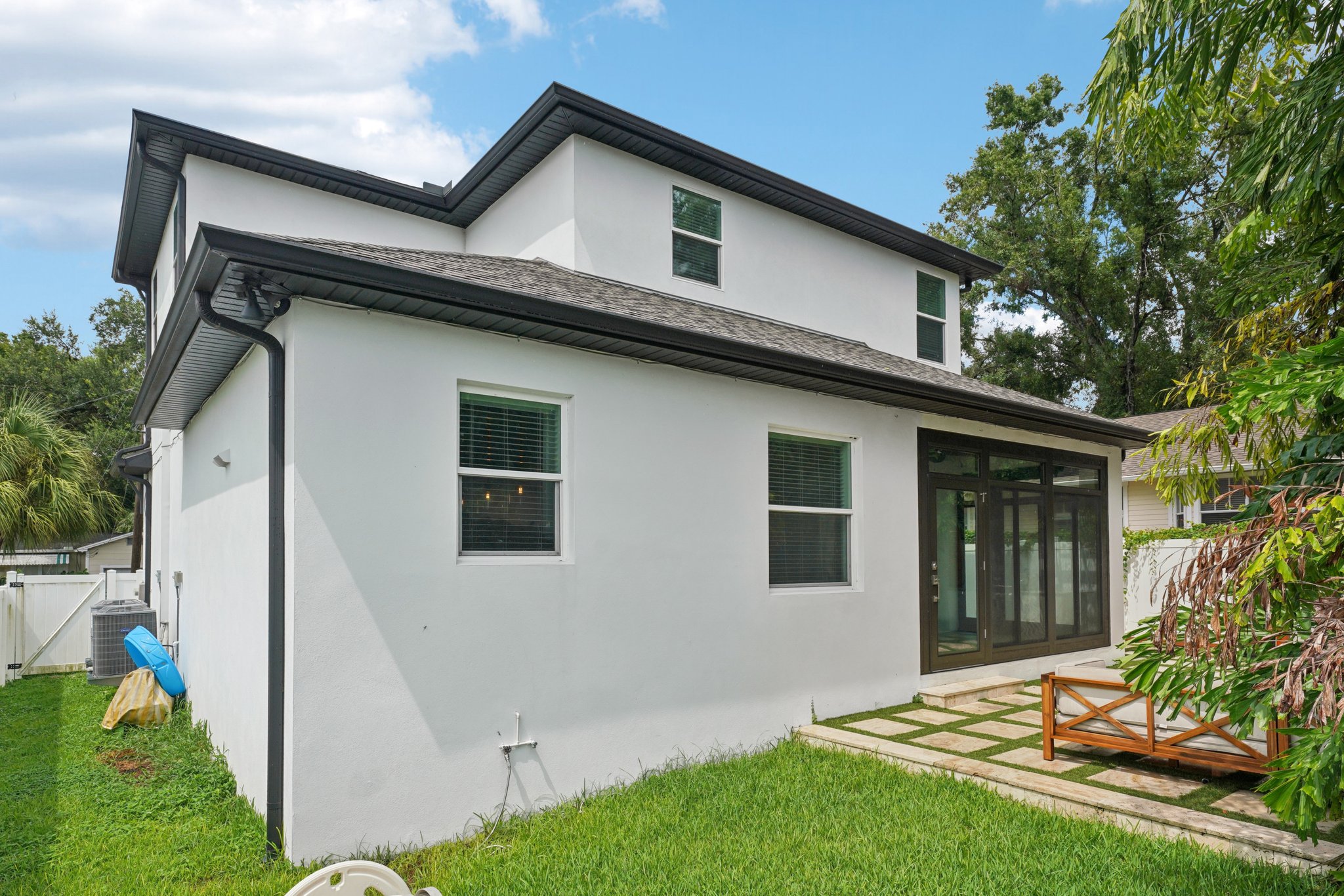 W Frierson Ave-S0908-070.jpg