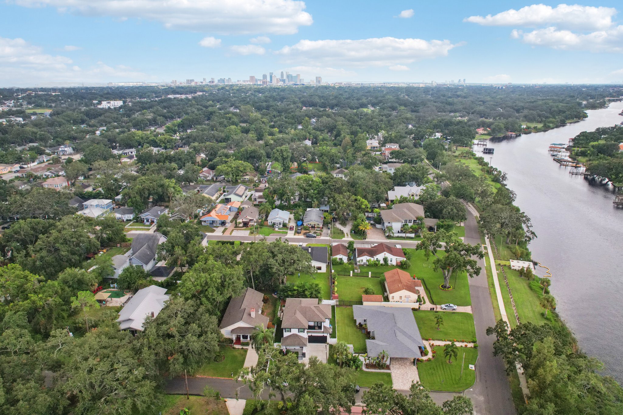 W Frierson Ave-S0908-089.jpg