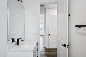 W Frierson Ave-S0908-044.jpg