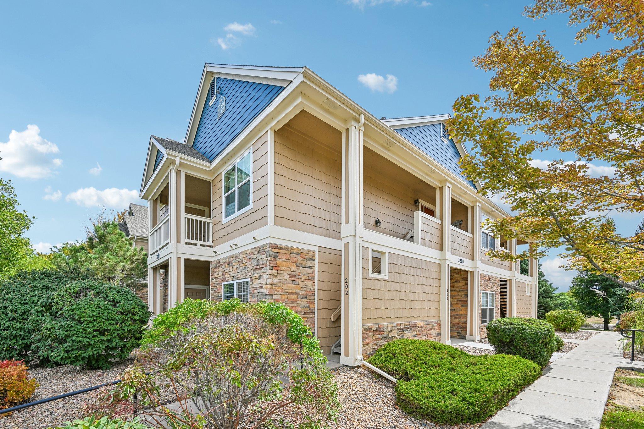 Boulder Cir 102-S1809-002.jpg