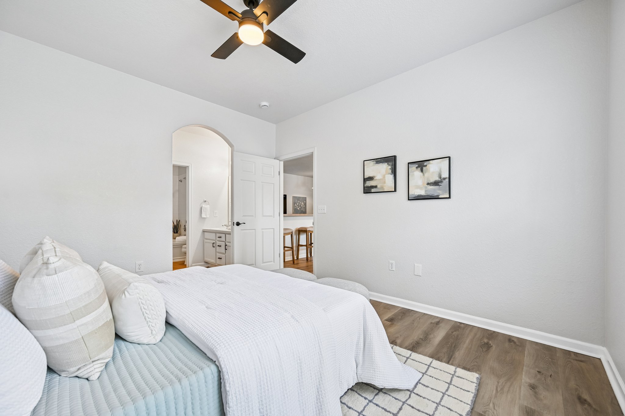 Boulder Cir 102-S1809-030.jpg