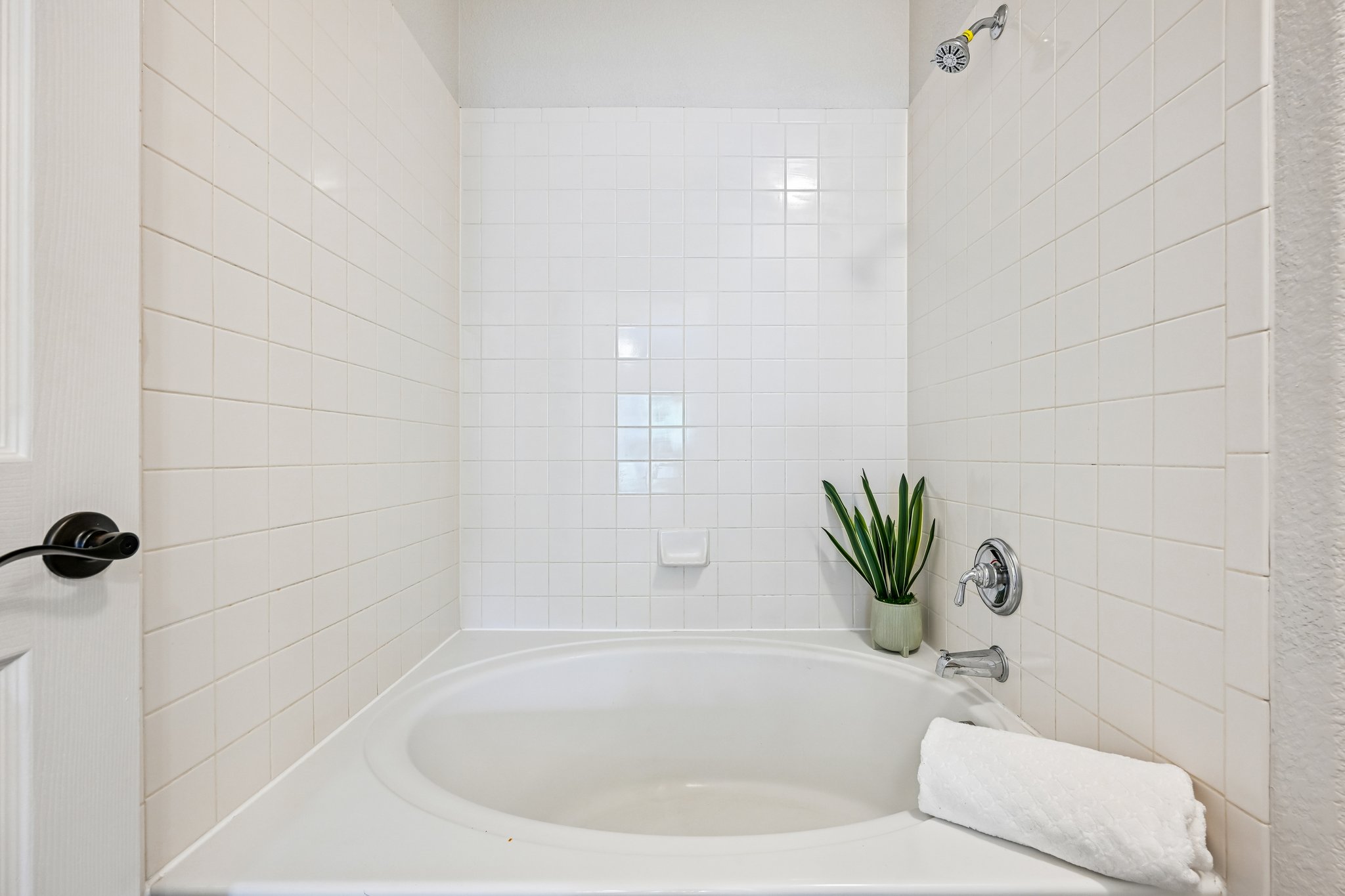 Boulder Cir 102-S1809-033.jpg