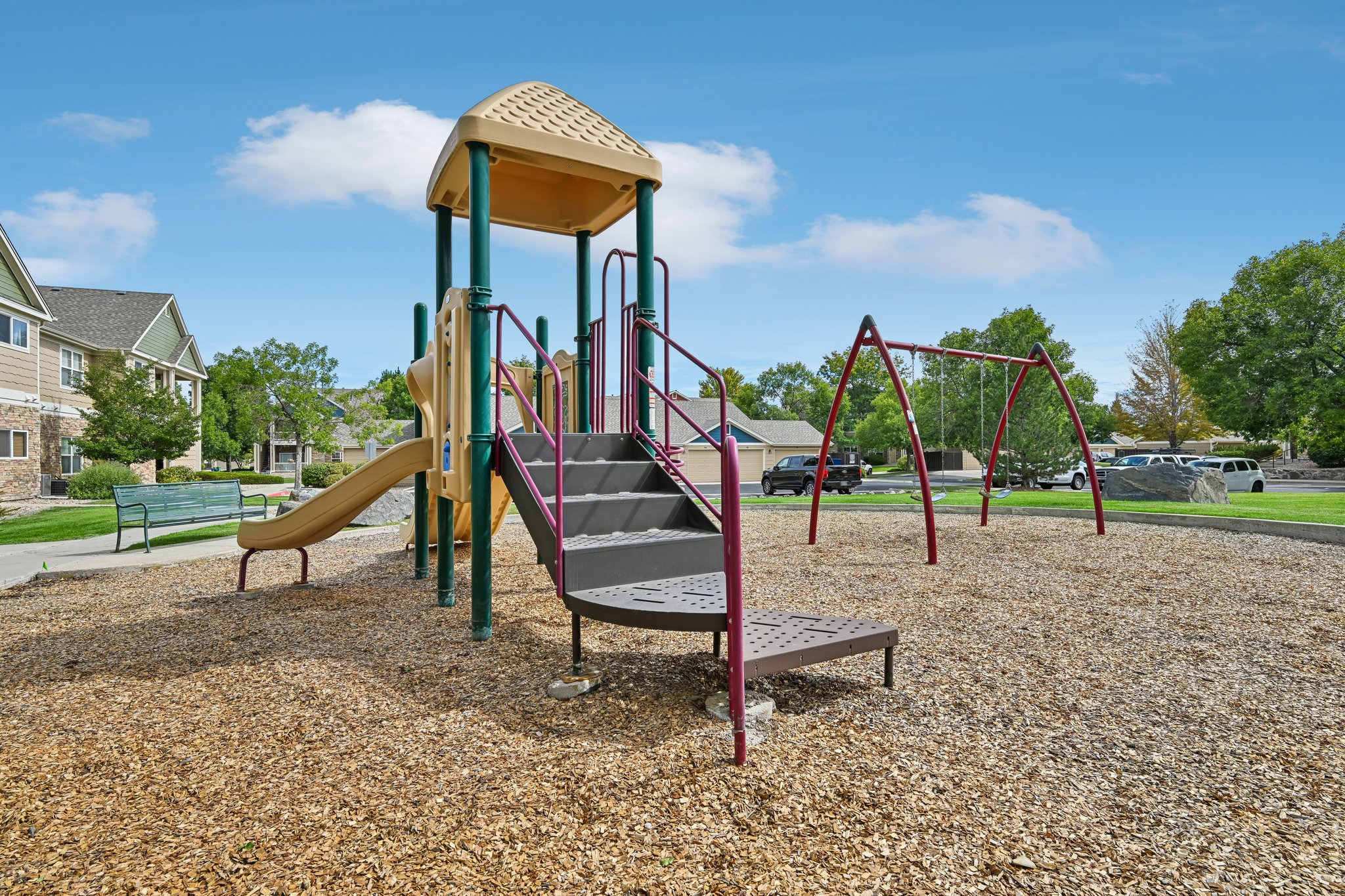 Boulder Cir 102-1809-914.jpg
