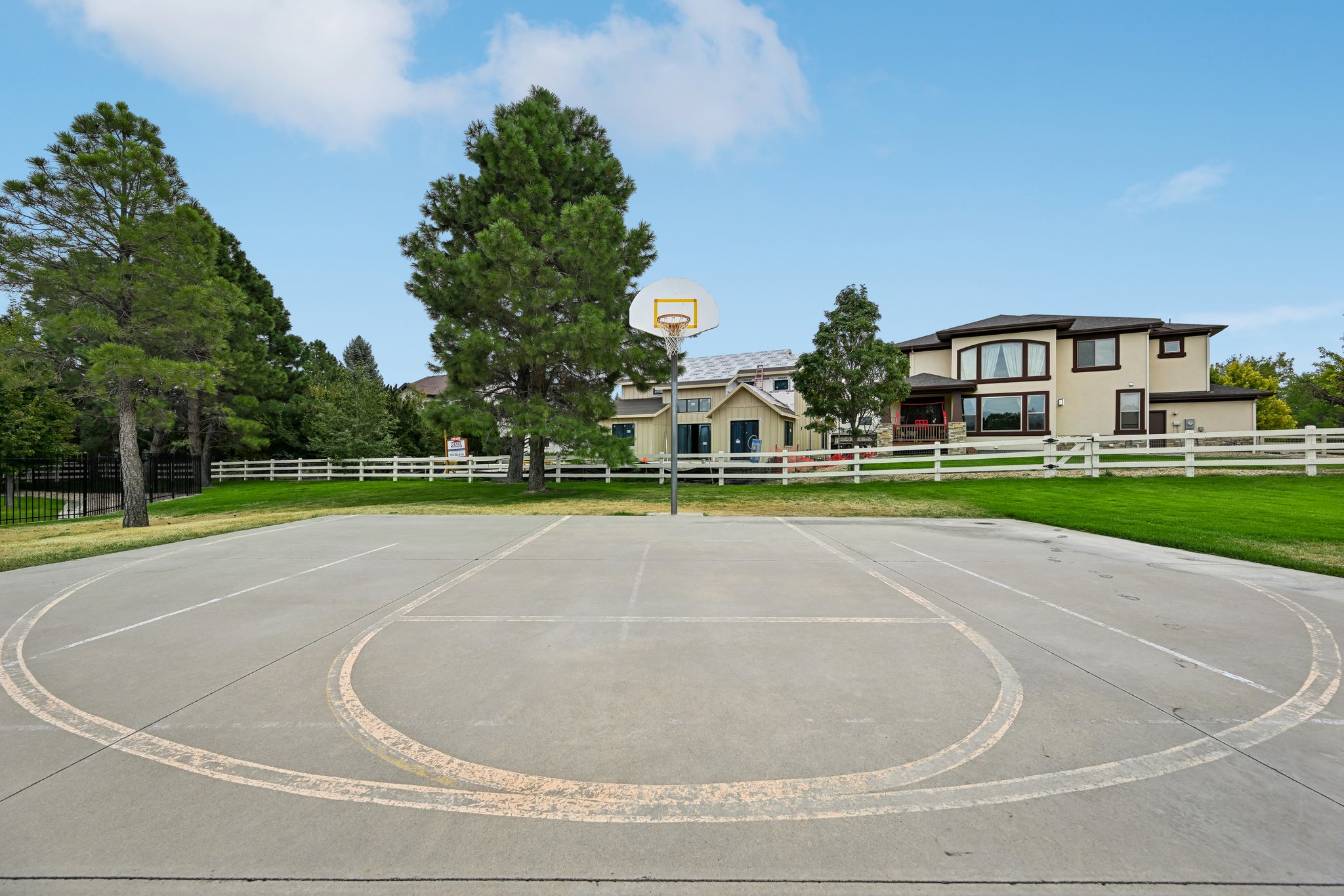 Boulder Cir 102-1809-923.jpg