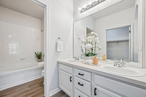 Boulder Cir 102-S1809-031.jpg
