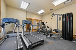 Boulder Cir 102-1809-906.jpg
