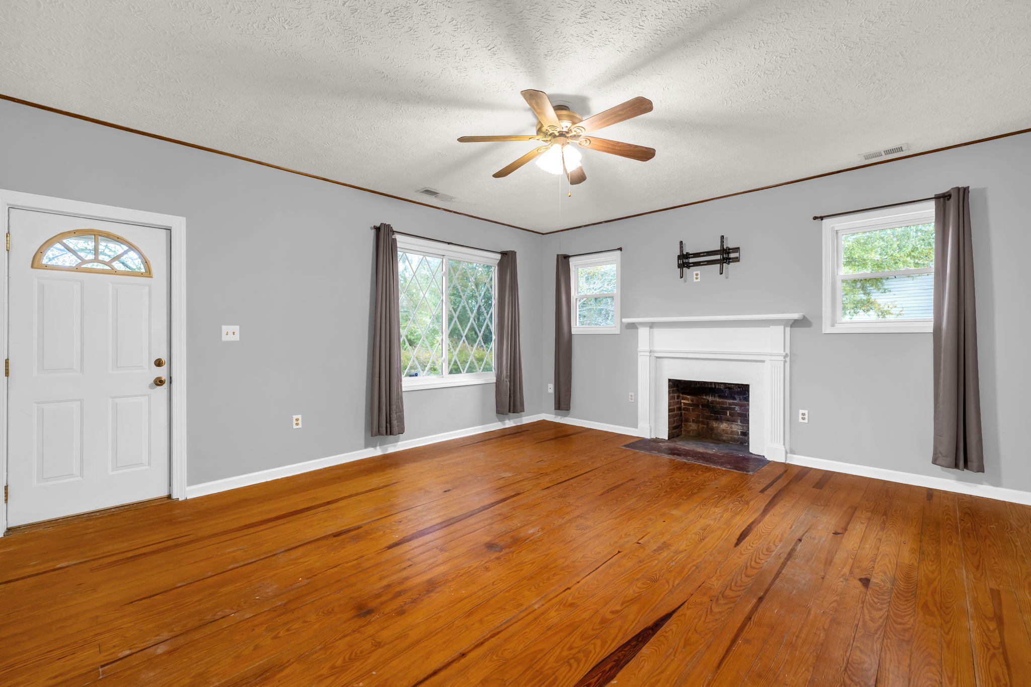 3281 Vance Street -8