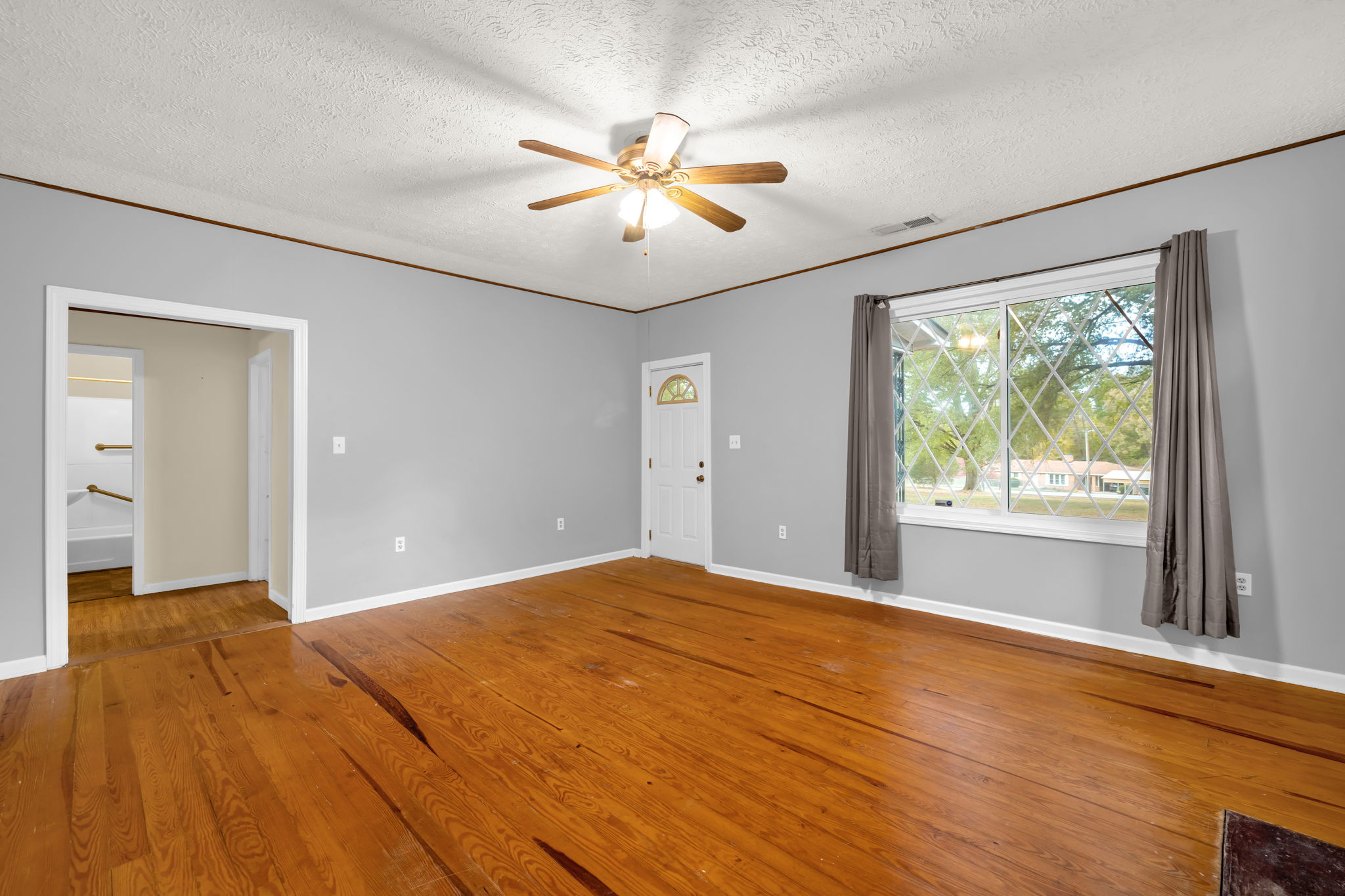 3281 Vance Street -9