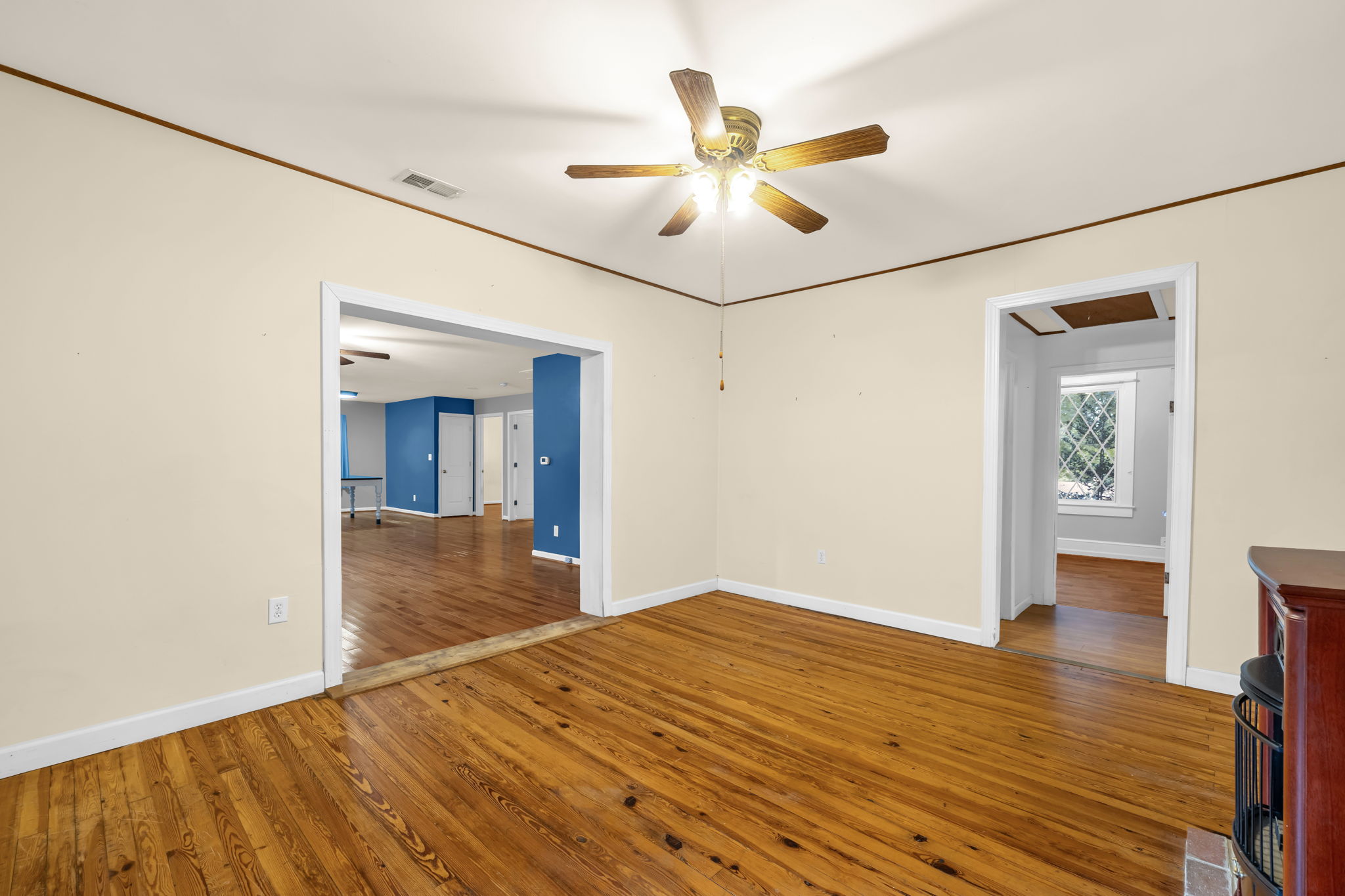 3281 Vance Street -14