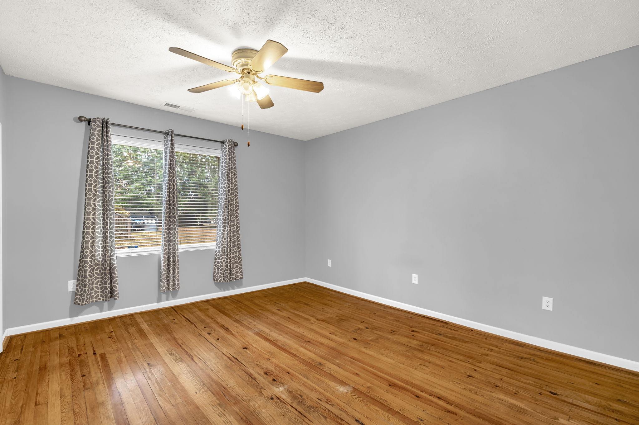 3281 Vance Street -18