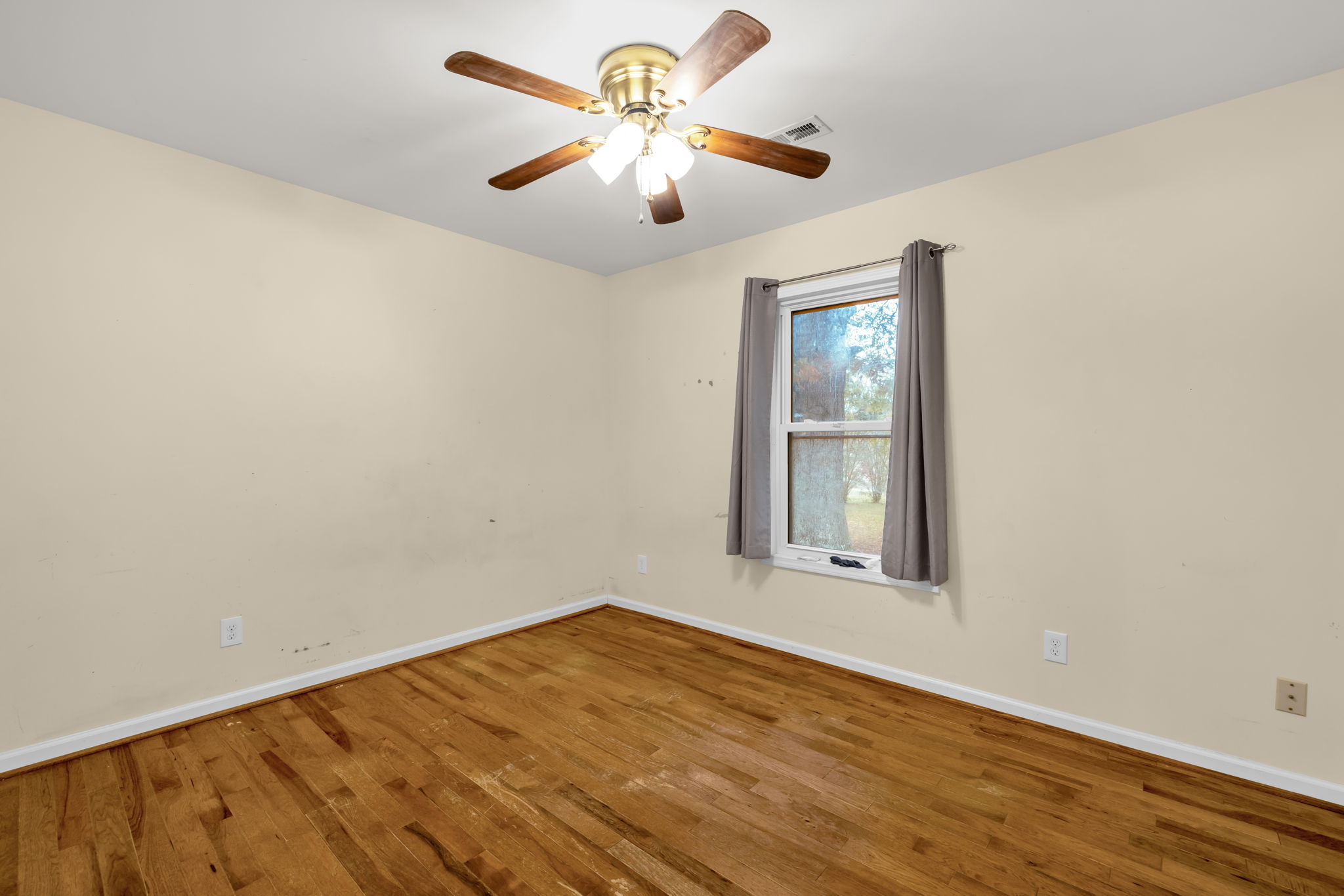 3281 Vance Street -35