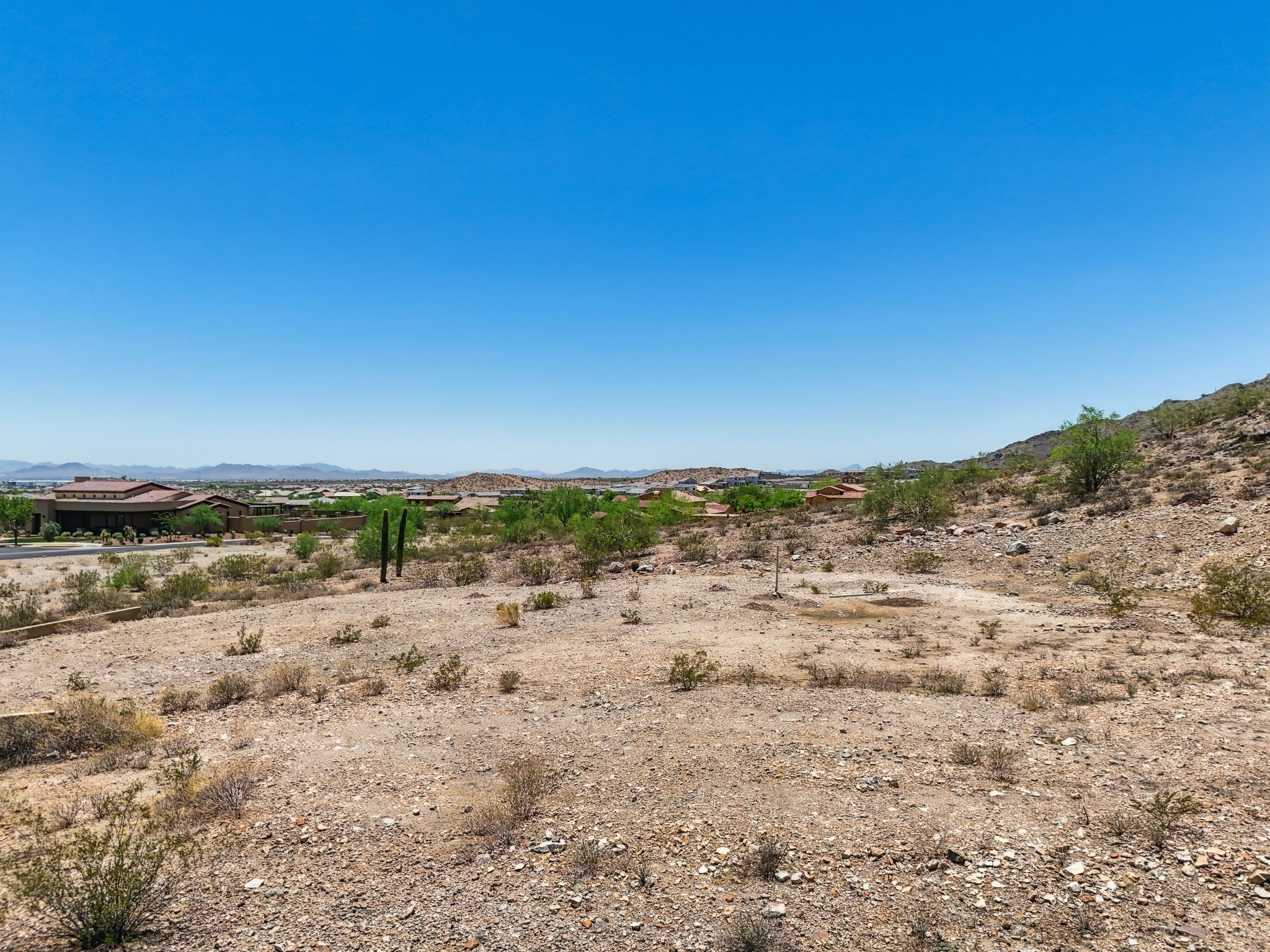 3284 N Highlands Dr - 020.jpg