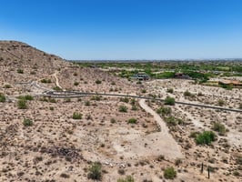 3284 N Highlands Dr - 008.jpg