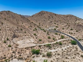3284 N Highlands Dr - 011.jpg